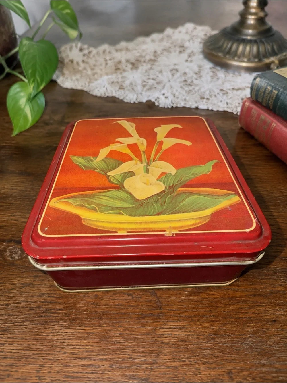 N/A charming vintage